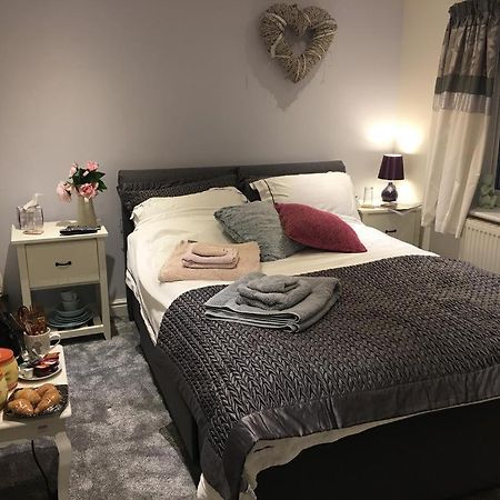 Bed and Breakfast Redwing Rise Royston  Esterno foto